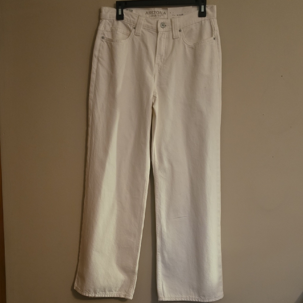 New Arizona Women's Size 4 Off-White Slouchy Wide‎ Leg Low Rise Jeans